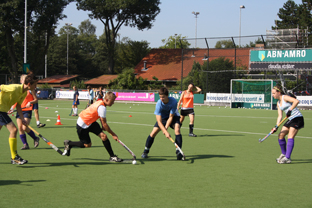 Hockeyen onder druk